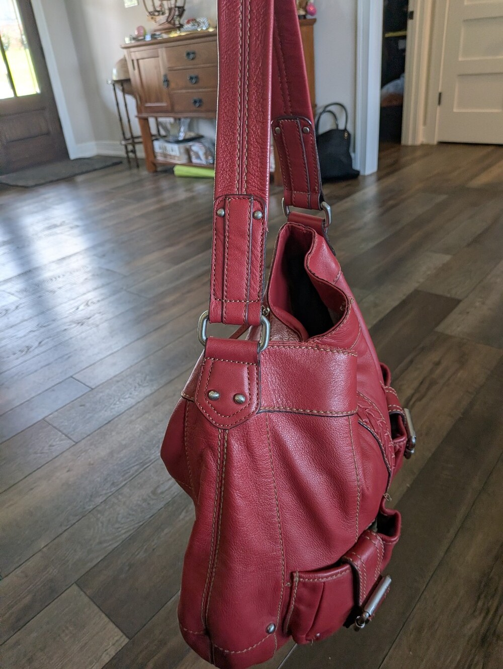 Tignanello Red Leather Shoulder Bag Hobo Braided Detail - Picture 5 of 12